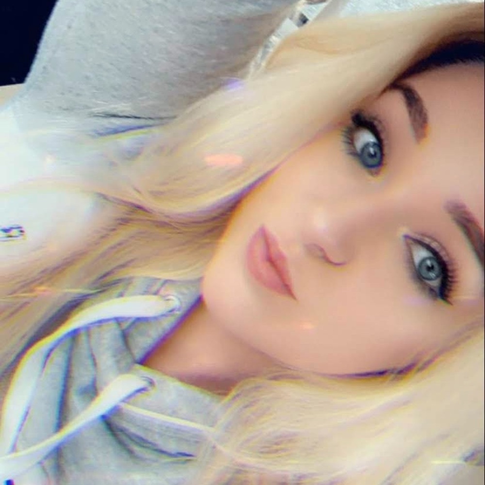 Meet your Posher, Hailey